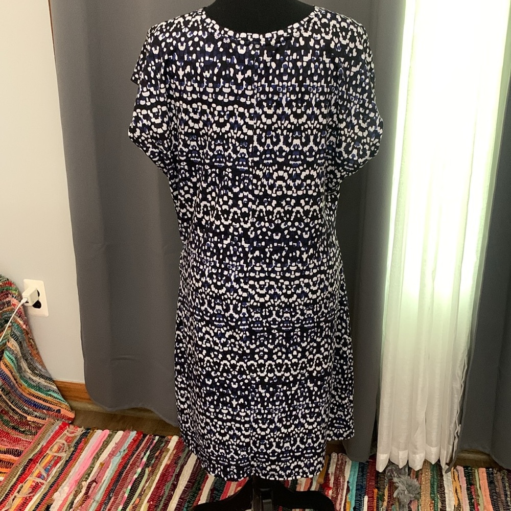 Dress - Picture 5 of 6
